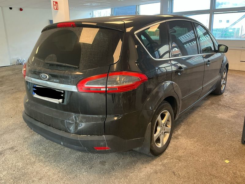 Ford S-Max 2.0 TDCi Titanium 2011 – снимка 2