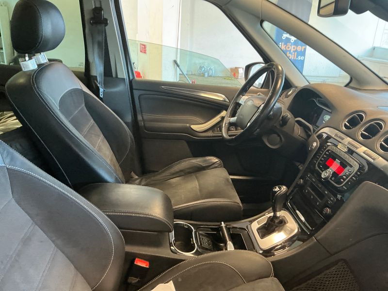 Ford S-Max 2.0 TDCi Titanium 2011 – снимка 3