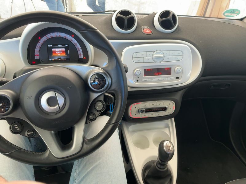 Smart fortwo 0.9 Turbo Basis passion 2016 – снимка 17