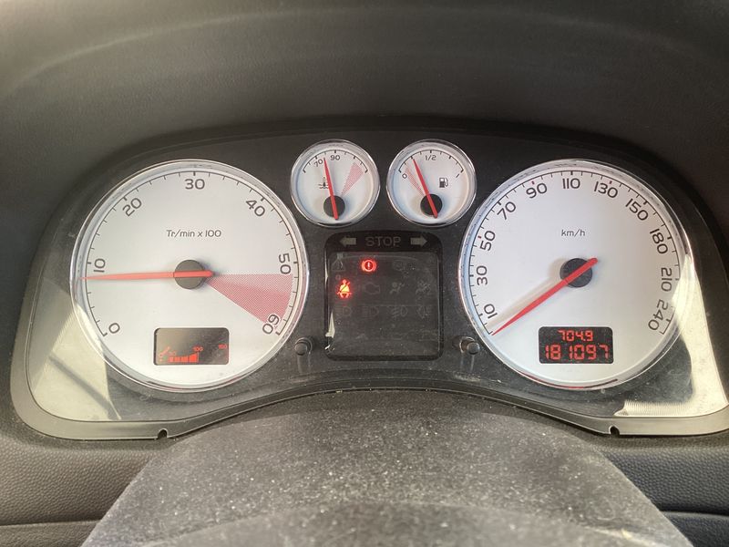 Peugeot 307 1.6 HDi XS+ 2007 – снимка 4