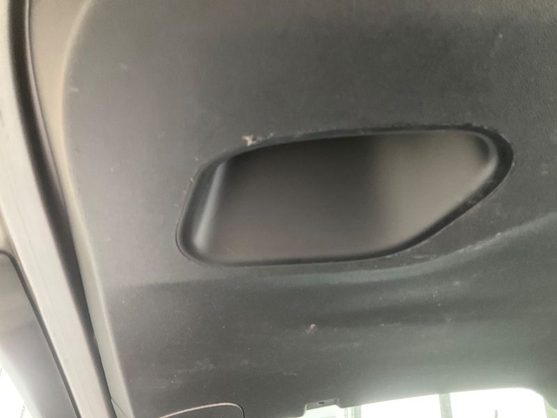 Peugeot 2008 1.6 Blue-HDi Allure 2016 – снимка 24