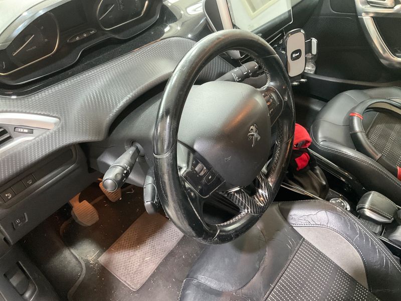 Peugeot 2008 1.6 Blue-HDi Allure 2016 – снимка 26