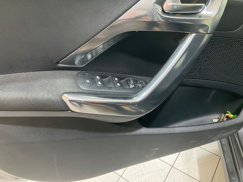 Peugeot 2008 1.6 Blue-HDi Allure 2016 – снимка 23