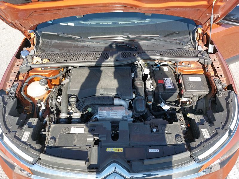 Citroen C4 1.2 PureTech Feel 2022 – снимка 8