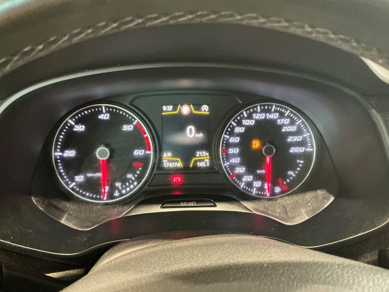 Seat Leon 2.0 TDI Premium 2016 – снимка 18