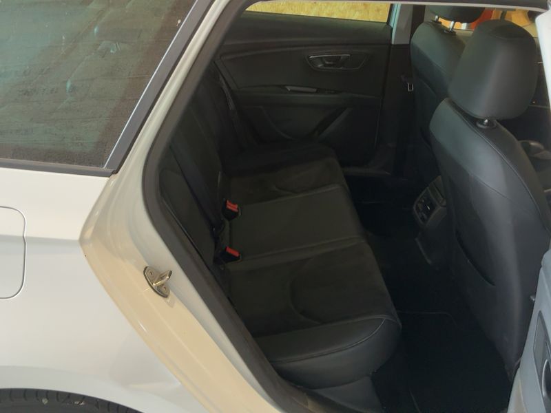 Seat Leon 2.0 TDI Premium 2016 – снимка 19