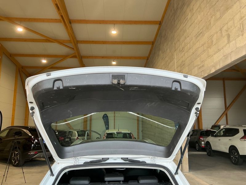 Seat Leon 2.0 TDI Premium 2016 – снимка 15