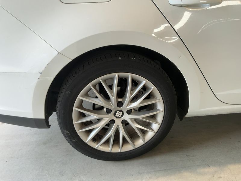 Seat Leon 2.0 TDI Premium 2016 – снимка 9