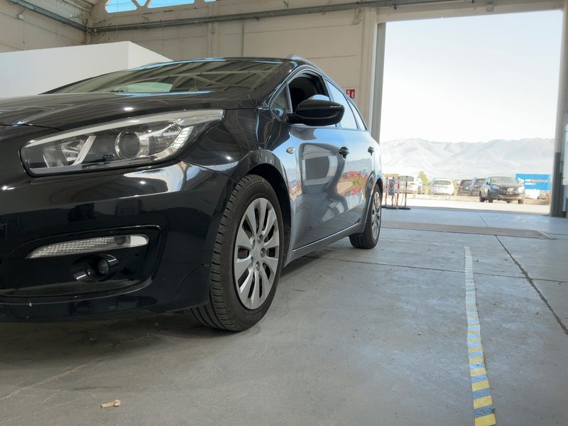 Kia cee'd 1.6 GDI SW Active 2017 – снимка 2