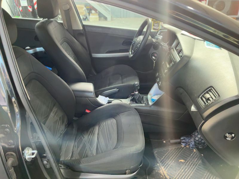 Kia cee'd 1.6 GDI SW Active 2017 – снимка 16