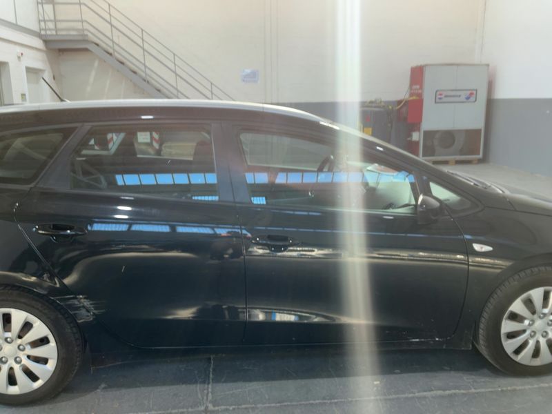 Kia cee'd 1.6 GDI SW Active 2017 – снимка 10