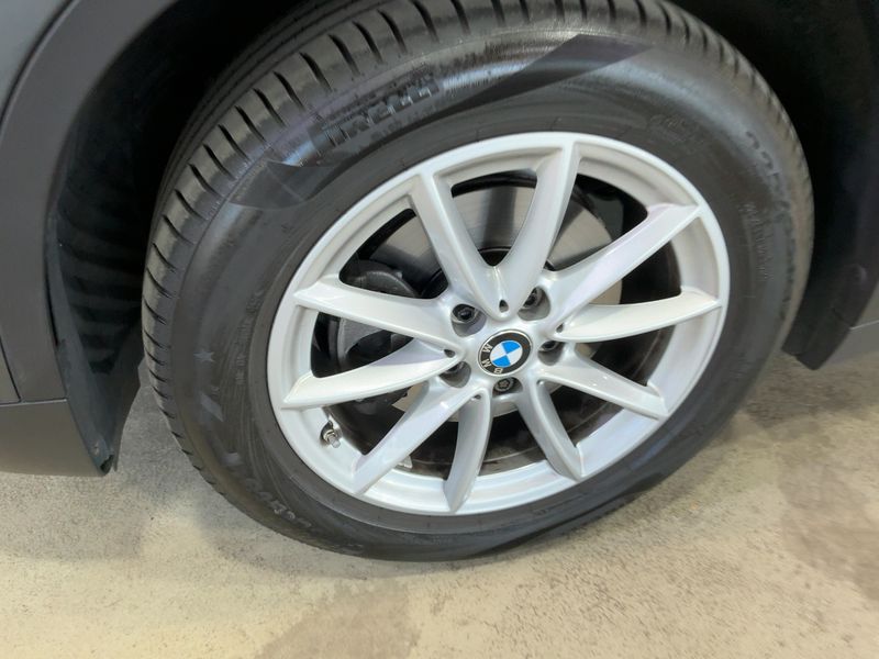 BMW X1 sDrive 18d Advantage 2019 – снимка 3