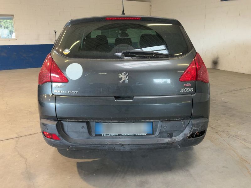 Peugeot 3008 2.0 HDi Premium Pack 2011 – снимка 7