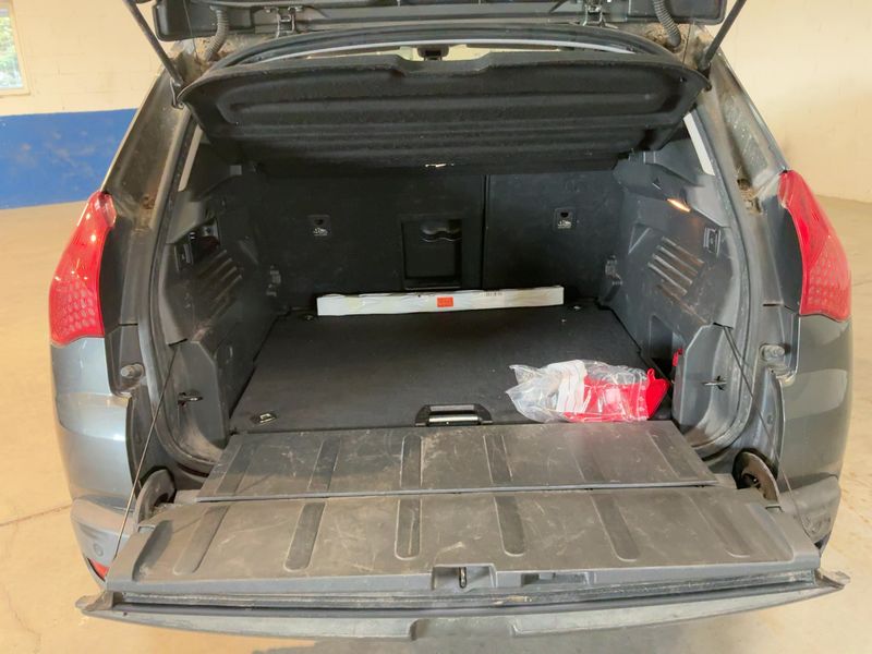 Peugeot 3008 2.0 HDi Premium Pack 2011 – снимка 15