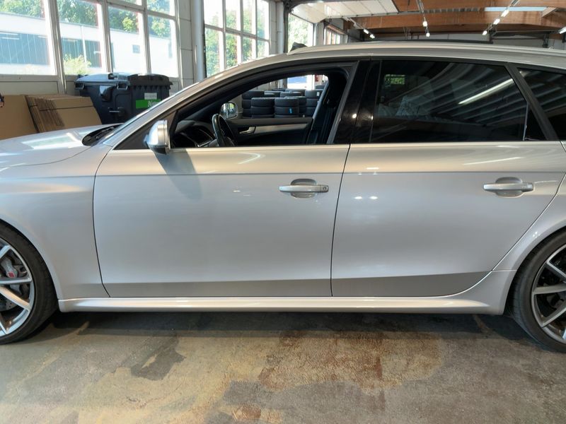 Audi RS 4 4.2 V8 FSI quattro 2013 – снимка 4