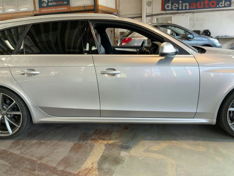 Audi RS 4 4.2 V8 FSI quattro 2013 – снимка 10