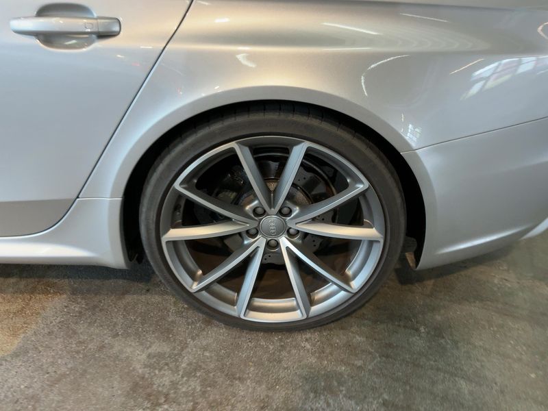 Audi RS 4 4.2 V8 FSI quattro 2013 – снимка 5