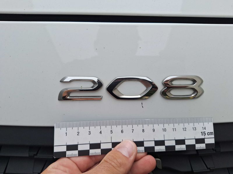 Peugeot 208 1.5 Blue-HDi Premium 2021 – снимка 40