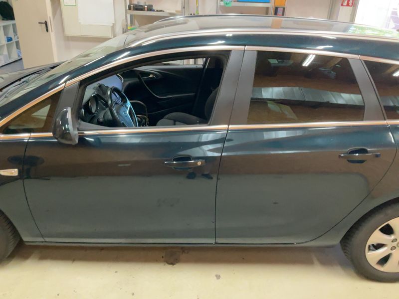 Opel Astra 1.4 Turbo Exklusiv 2015 – снимка 4