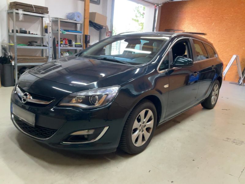 Opel Astra 1.4 Turbo Exklusiv 2015 – снимка 1