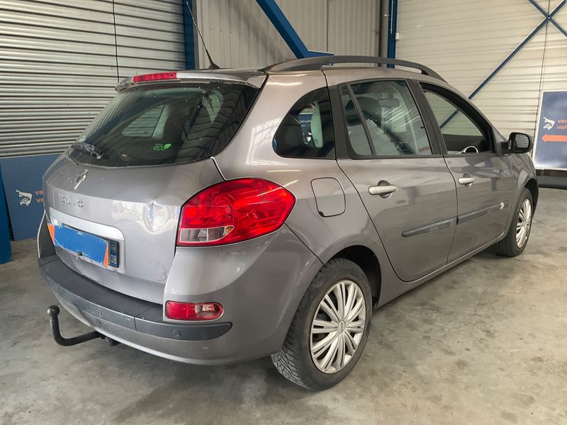 Renault Clio 1.5 dCi Authentique 2009 – снимка 2