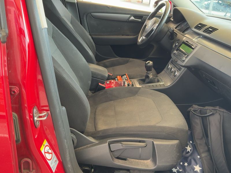 Volkswagen Passat 2.0 TDI Advance BlueMotion Tech 2014 – снимка 11