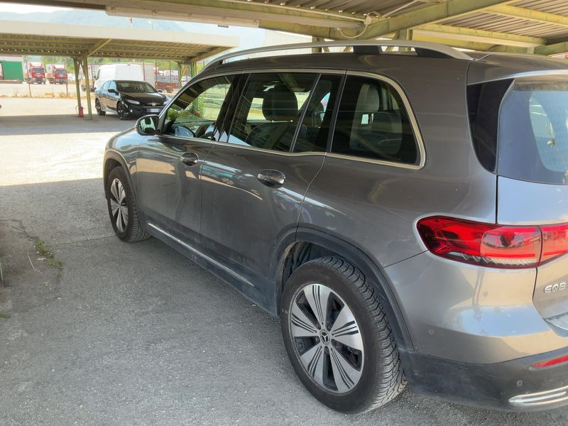 Mercedes-Benz EQB 300 4Matic Progressive 2023 – снимка 6