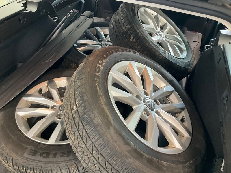 Volkswagen Passat 2.0 TDI Comfortline 4Motion BlueMotion Tech 2015 – снимка 15
