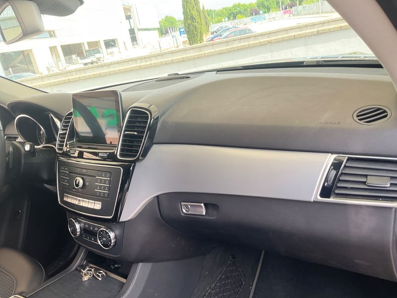 Mercedes-Benz GLE-Klasse GLE 350 d 4Matic AMG Line 2017 – снимка 37