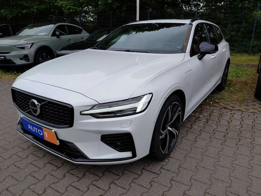 Volvo V60 2.0 T8 Recharge Plug-in Hybrid Ultimate Dark AWD 2022 – снимка 1