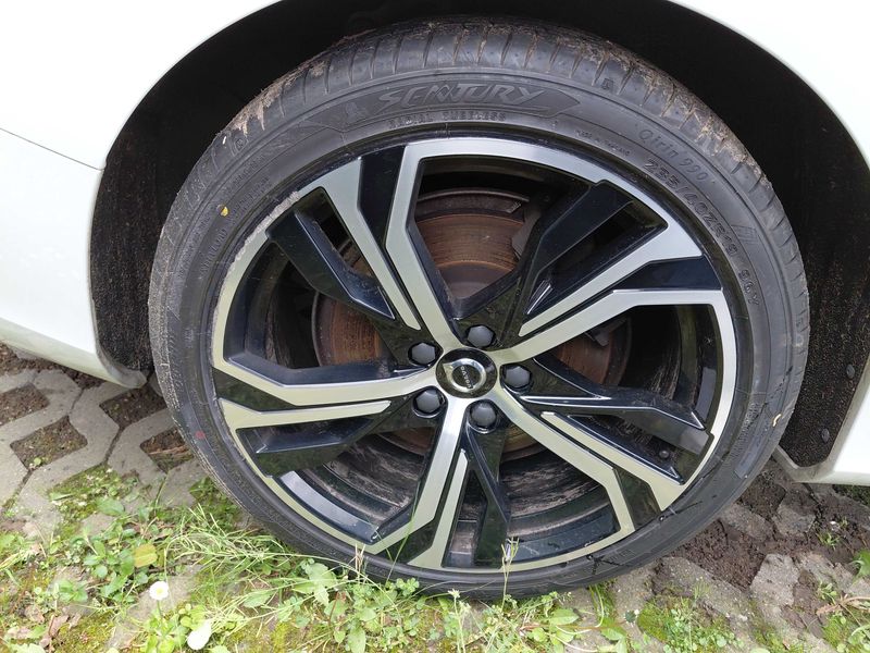 Volvo V60 2.0 T8 Recharge Plug-in Hybrid Ultimate Dark AWD 2022 – снимка 18