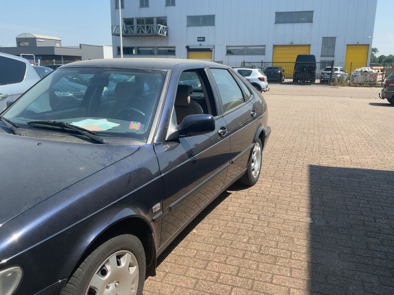 Saab 9-3 2.0 T SE 2002 – снимка 2