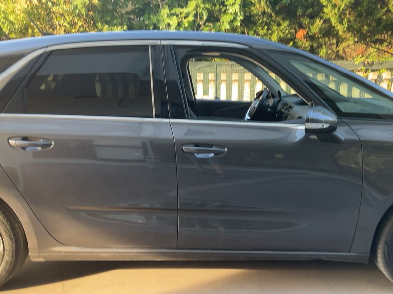 Citroen C4 Spacetourer 2.0 Blue-HDi Feel 2018 – снимка 10