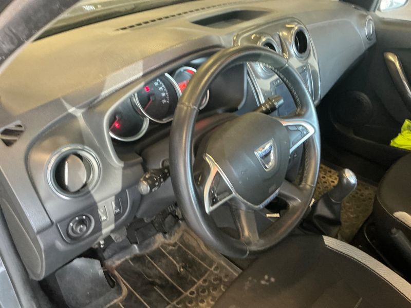 Dacia Sandero 1.5 dCi Stepway 2017 – снимка 28