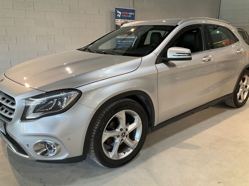 Mercedes-Benz GLA-Klasse GLA 200 d Urban 2017 – снимка 2