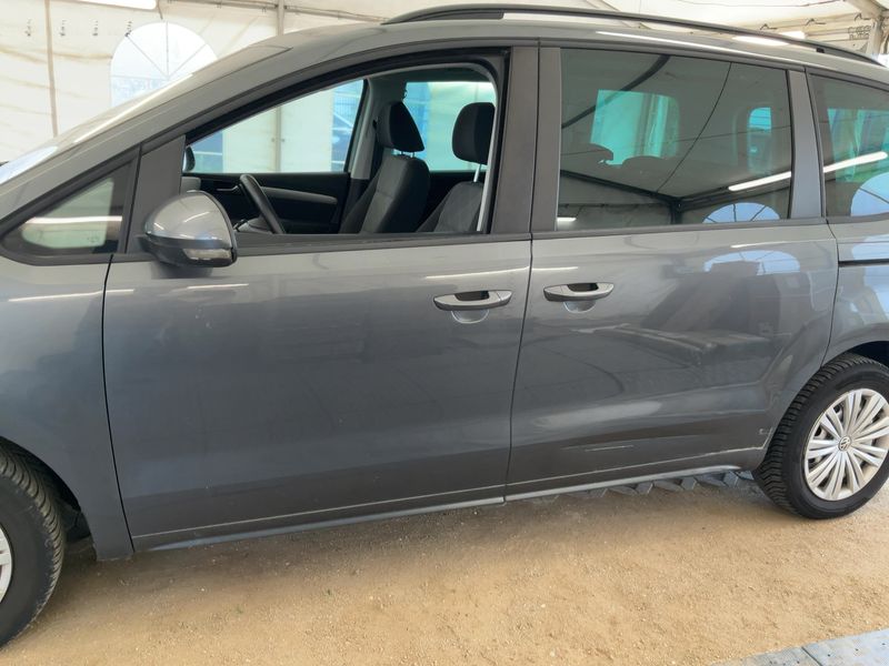 Volkswagen Sharan 2.0 TDI Trendline BlueMotion Tech 2015 – снимка на щета 4