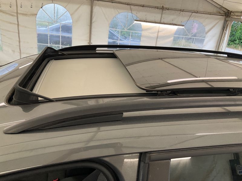 Volkswagen Sharan 2.0 TDI Trendline BlueMotion Tech 2015 – снимка 32