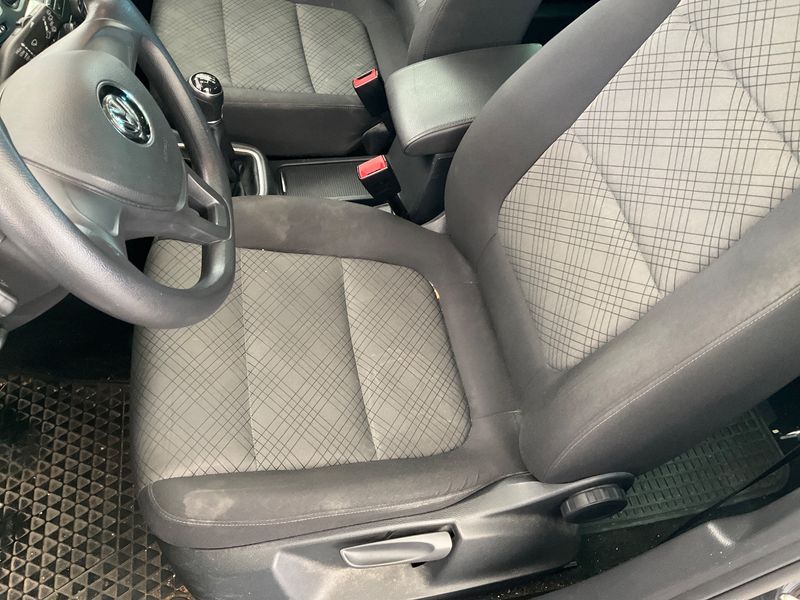 Volkswagen Sharan 2.0 TDI Trendline BlueMotion Tech 2015 – снимка на щета 42