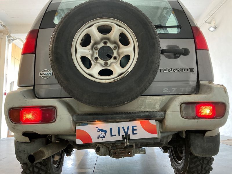 Nissan Terrano 2.7 Turbodiesel Avenue 1997 – снимка 38