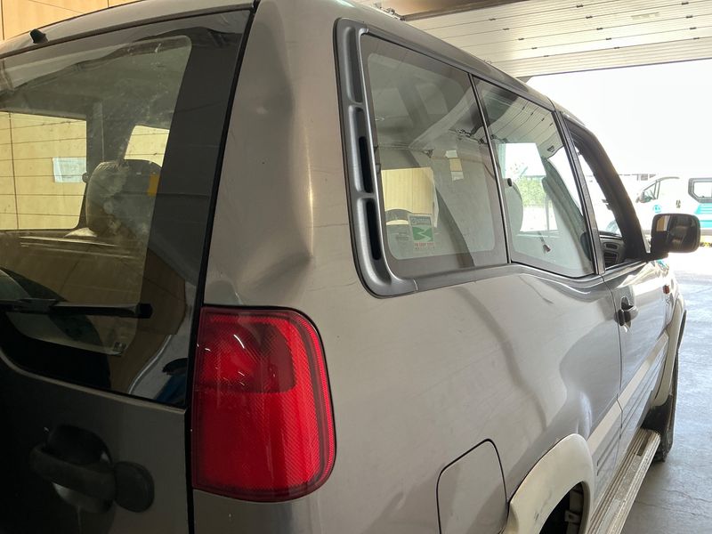 Nissan Terrano 2.7 Turbodiesel Avenue 1997 – снимка 24