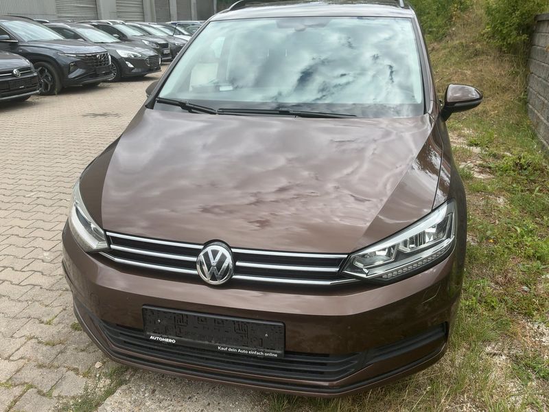 Volkswagen Touran 1.6 TDI Comfortline BlueMotion Tech 2017 – снимка 9
