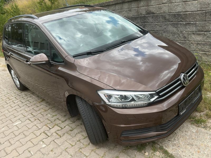 Volkswagen Touran 1.6 TDI Comfortline BlueMotion Tech 2017 – снимка 8
