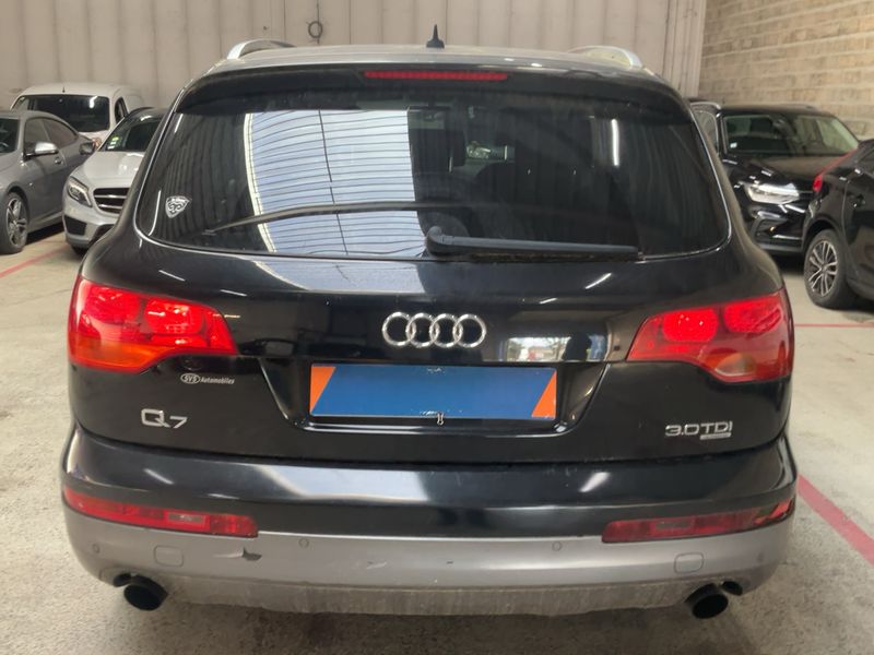 Audi Q7 3.0 V6 TDI quattro 2007 – снимка 7