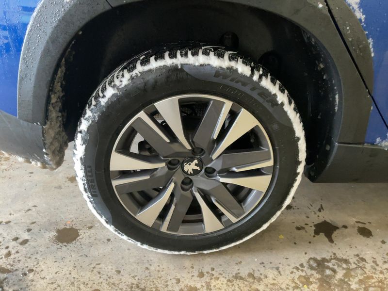 Peugeot 2008 1.2 PureTech Allure 2019 – снимка 9