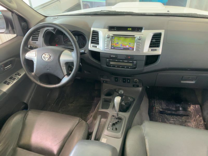 Toyota Hilux 3.0 Turbodiesel Double Cab Life 4x4 2012 – снимка 18
