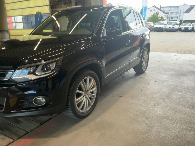 Volkswagen Tiguan 2.0 TSI Sport & Style 4Motion 2012 – снимка 2