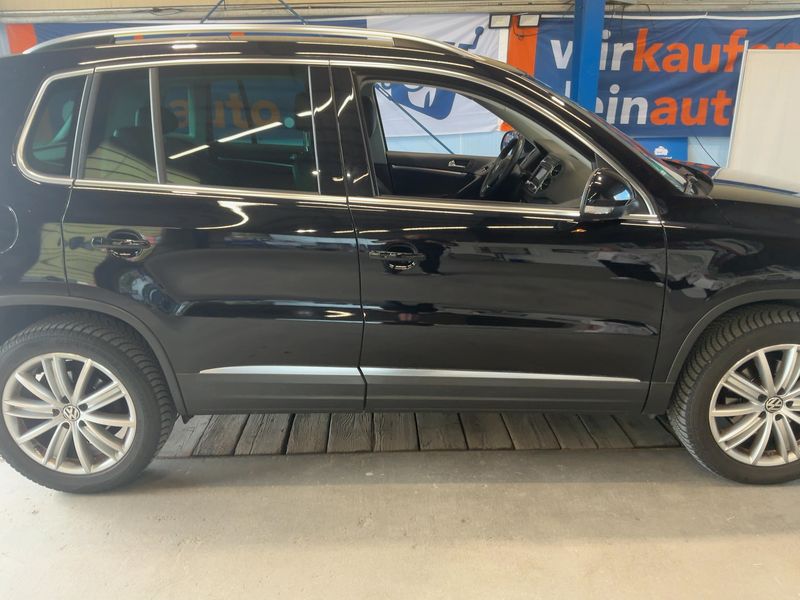 Volkswagen Tiguan 2.0 TSI Sport & Style 4Motion 2012 – снимка 10