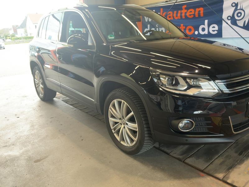 Volkswagen Tiguan 2.0 TSI Sport & Style 4Motion 2012 – снимка 12