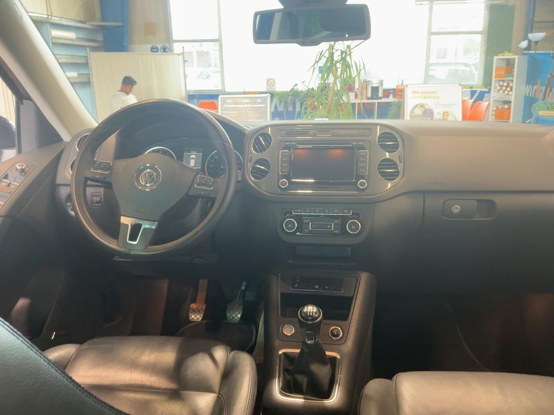 Volkswagen Tiguan 2.0 TSI Sport & Style 4Motion 2012 – снимка 17