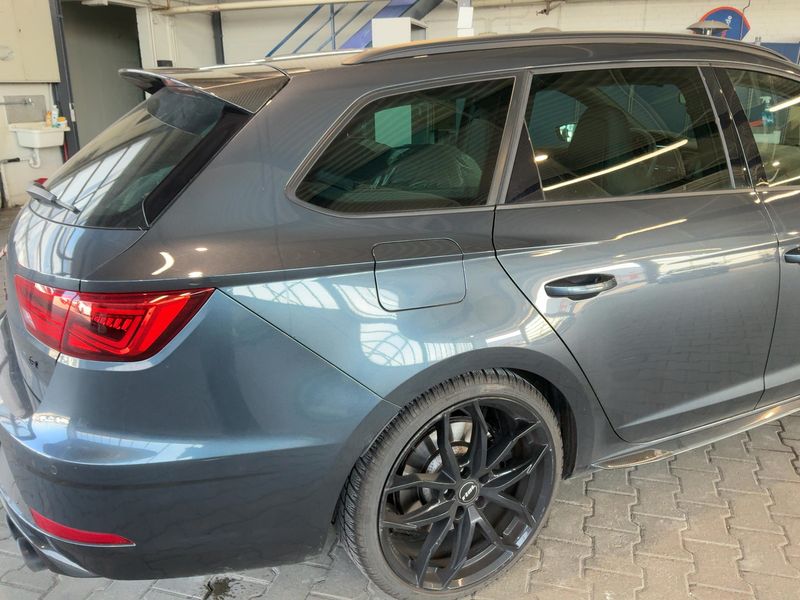 Seat Leon 2.0 TSI Cupra 300 4Drive R 2020 – снимка 8